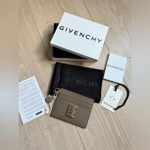 GIVENCHY 4G Leather Plaque Card Holder Card Case Taupe Gold NEW